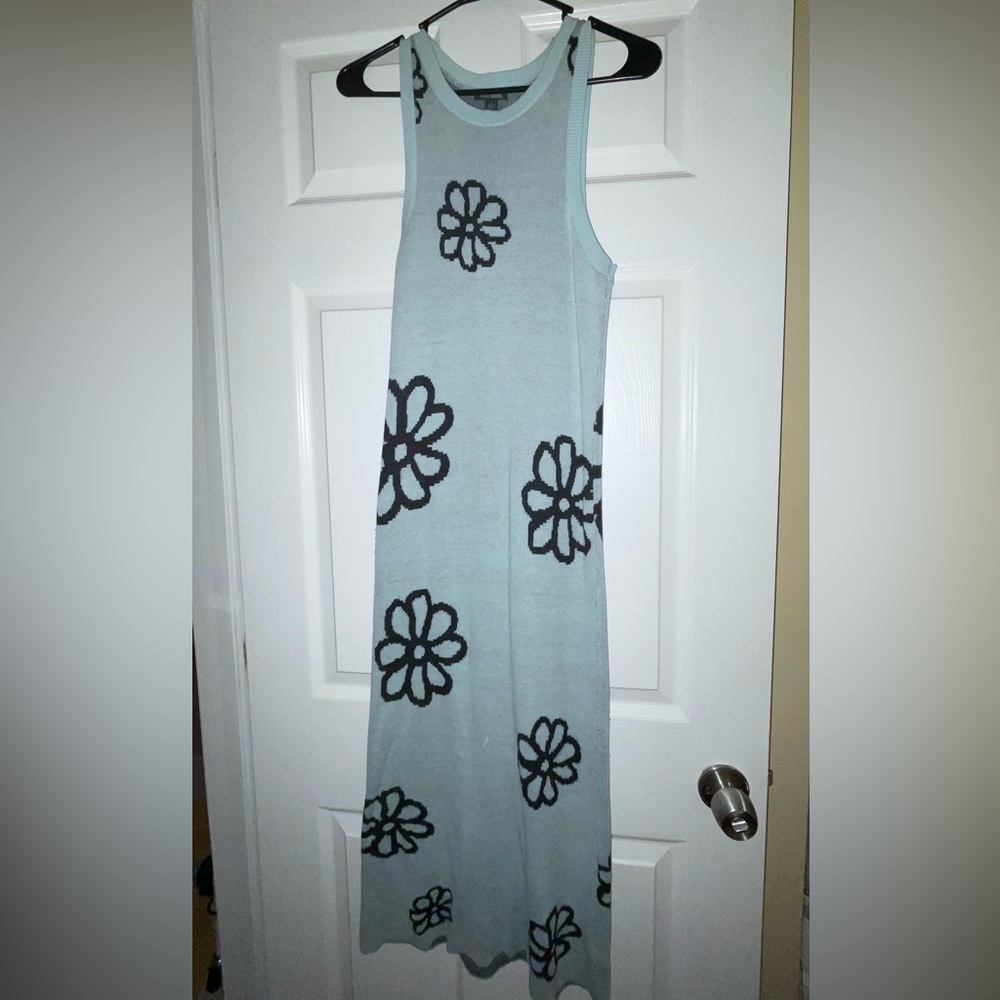 Wild Fable blue floral midi dress size small